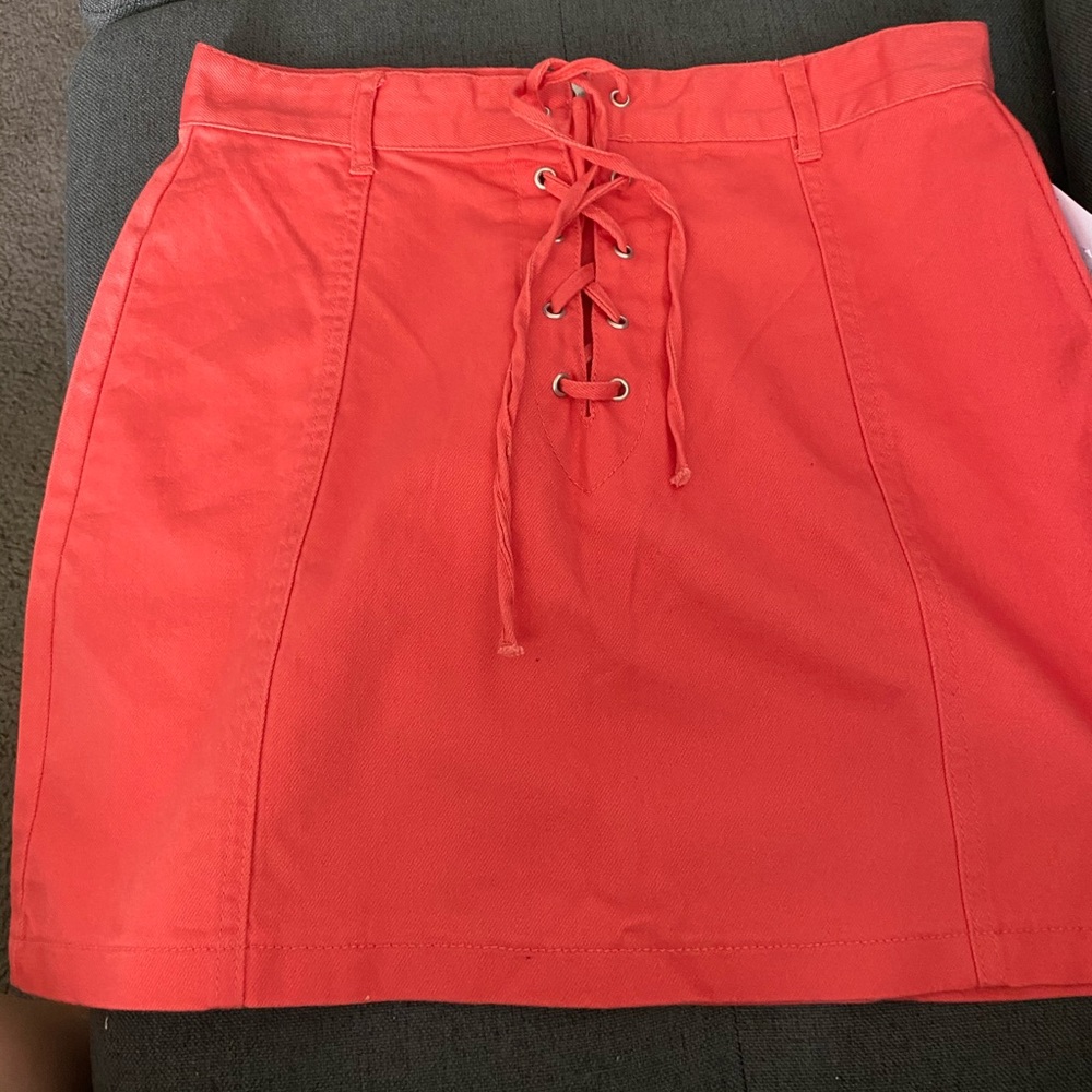 Pink Skirt - size large (never worn!)